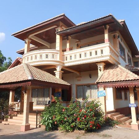 Paliya Hotel Vientiane Exteriör bild